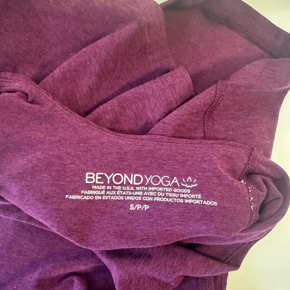 Beyond Yoga Plum Purple Set - Picture 6 of 6